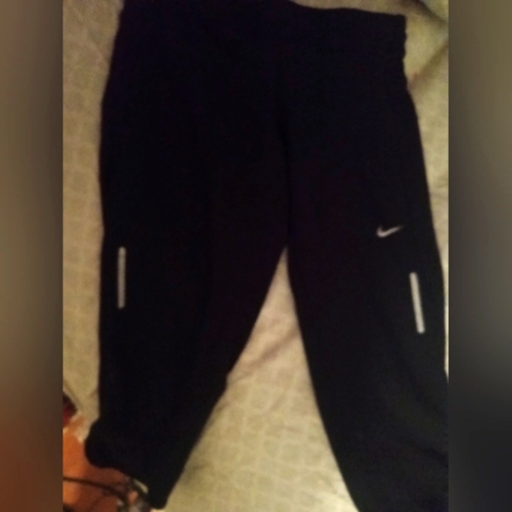 Nike Black Joggers with Reflective Stripes Cropped, Small